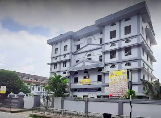 ST. THOMAS COLLEGE HSS THRISSUR (22050)