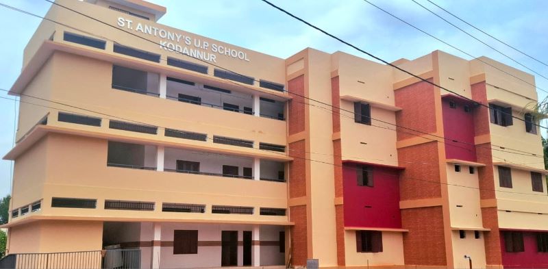 ST.ANTONY`S UPS KODANNUR (22264)