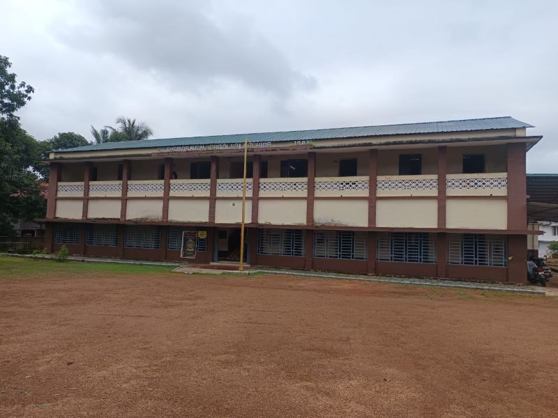 ST. THOMAS HSS VALLACHIRA (22005)