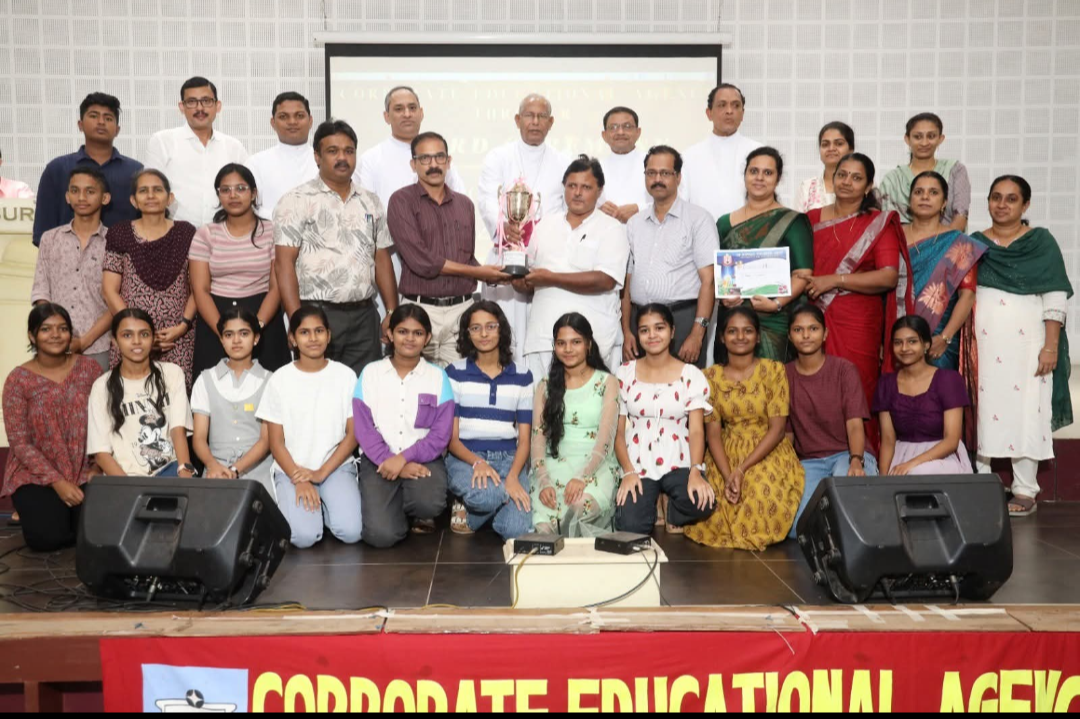 ST. JOSEPH`S HS, ENAMAKKAL (24055)