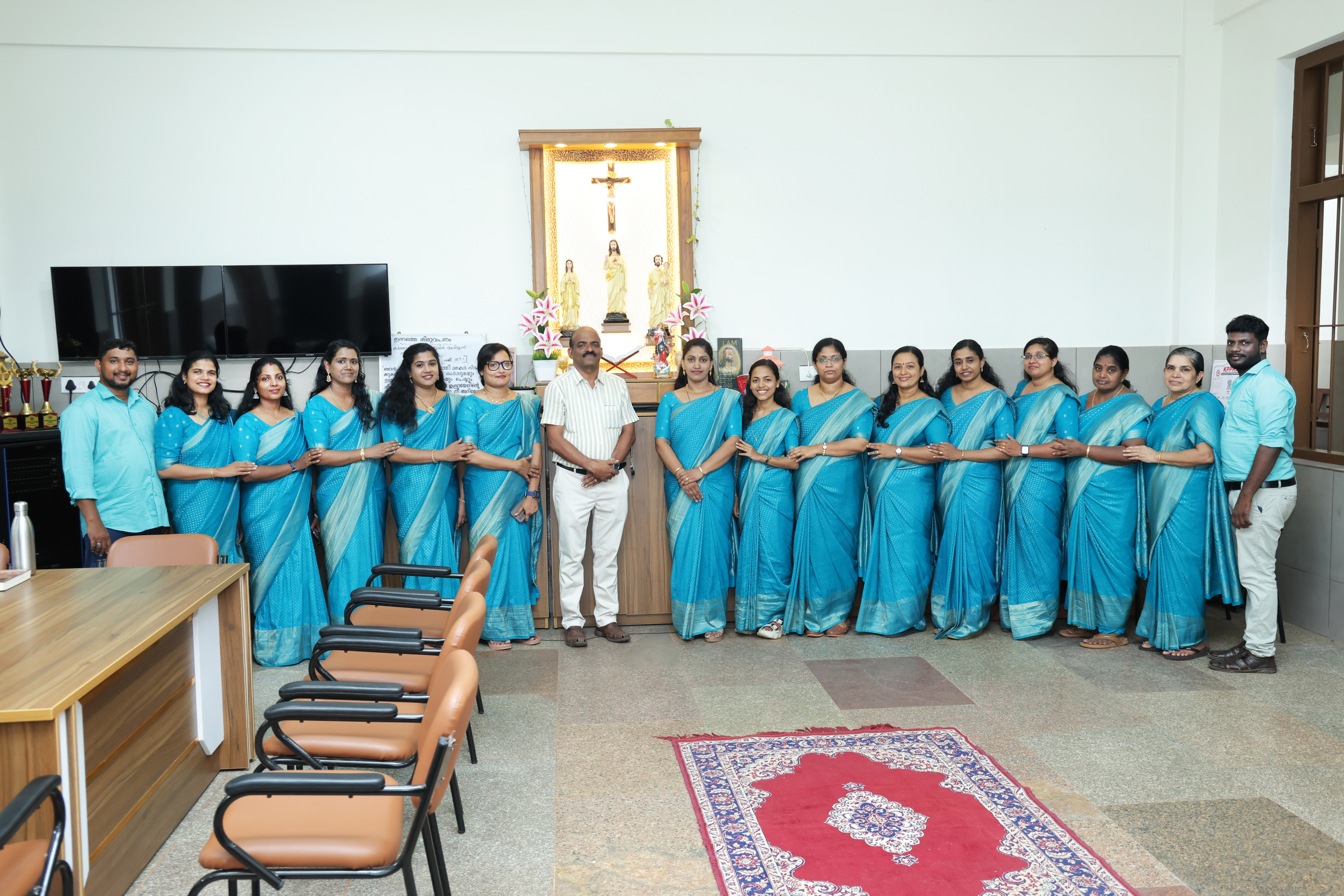 ST.MARY`S UPS LOURDES THRISSUR (22457)