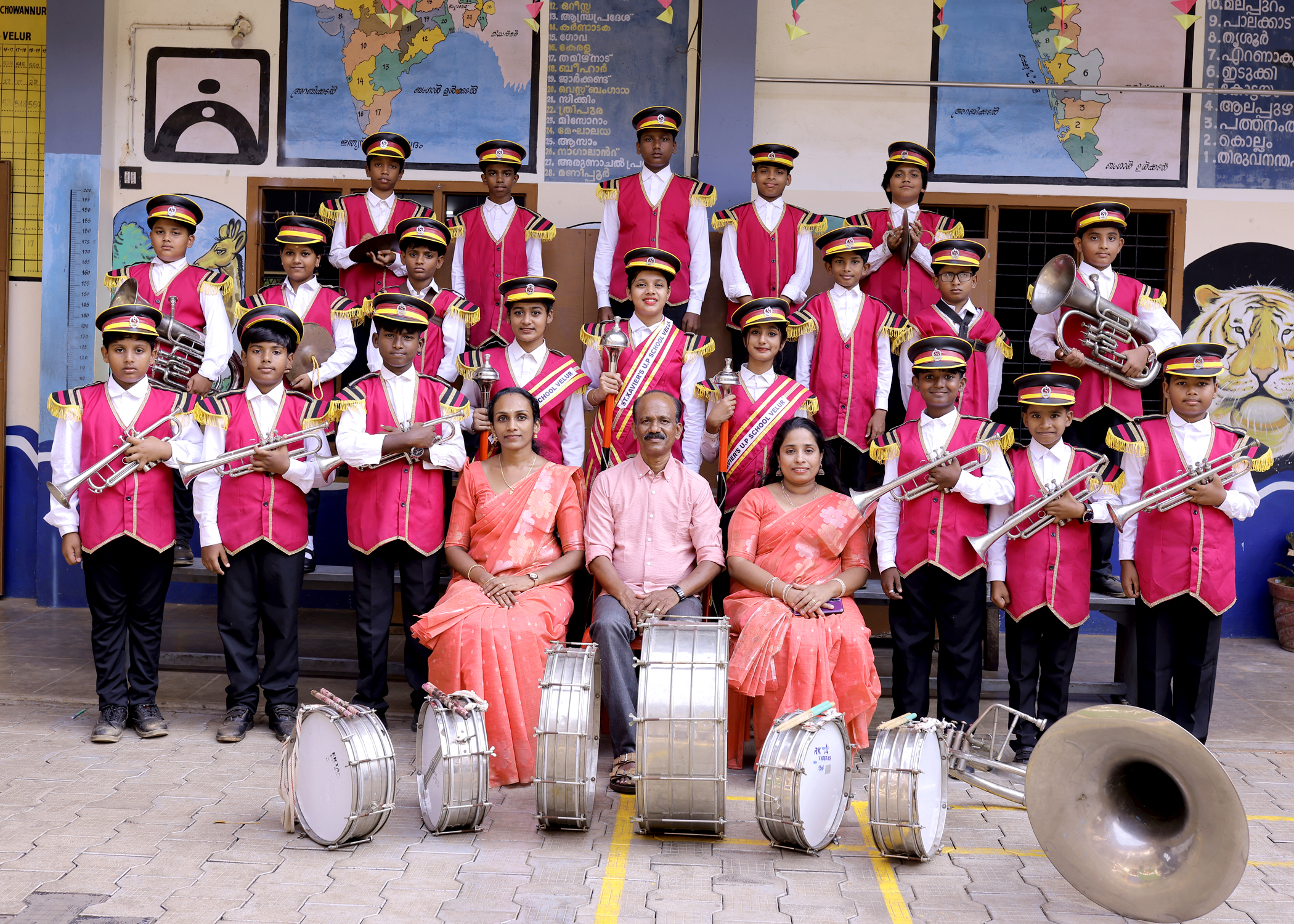 ST.XAVIER`S U P SCHOOL VELUR (24361)