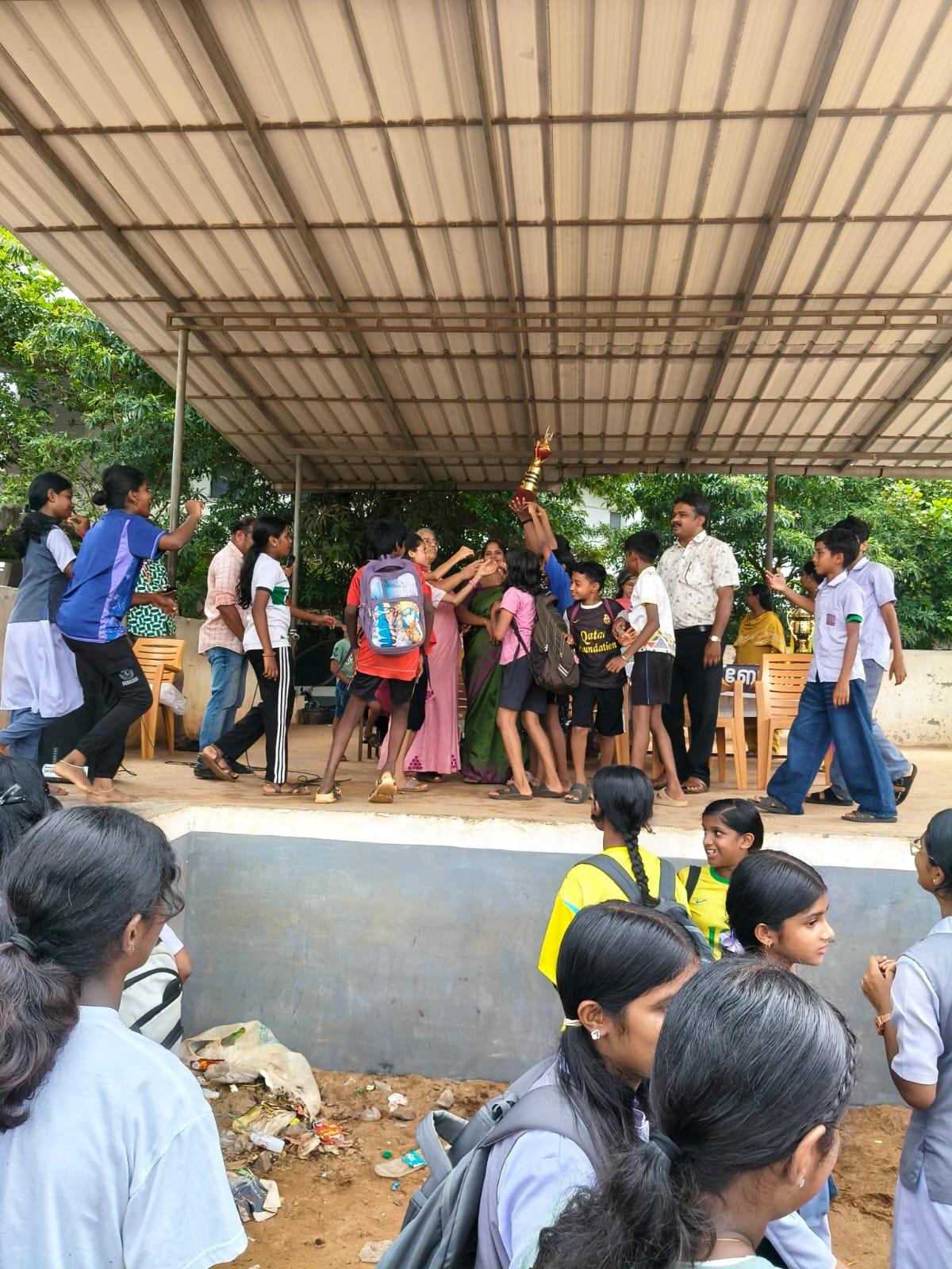 ST. THOMAS HSS ENGANDIYUR (24051)