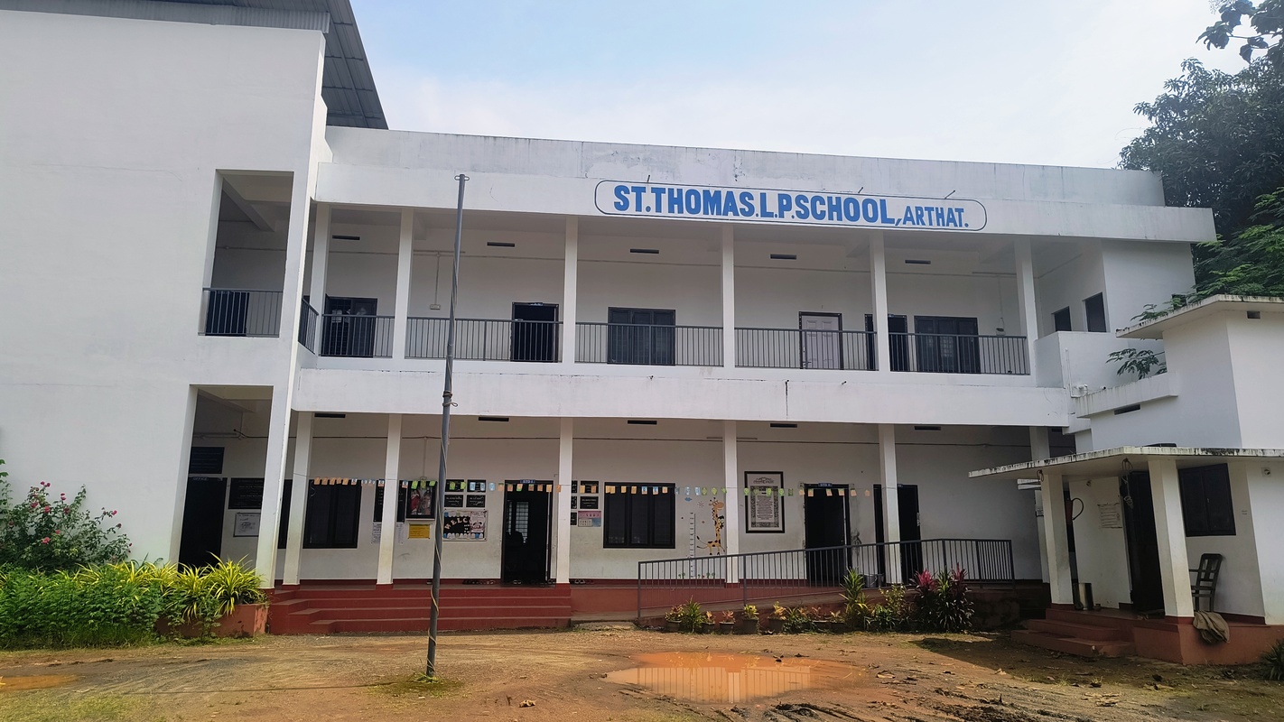 ST. THOMAS LPS ARTHAT (24337)