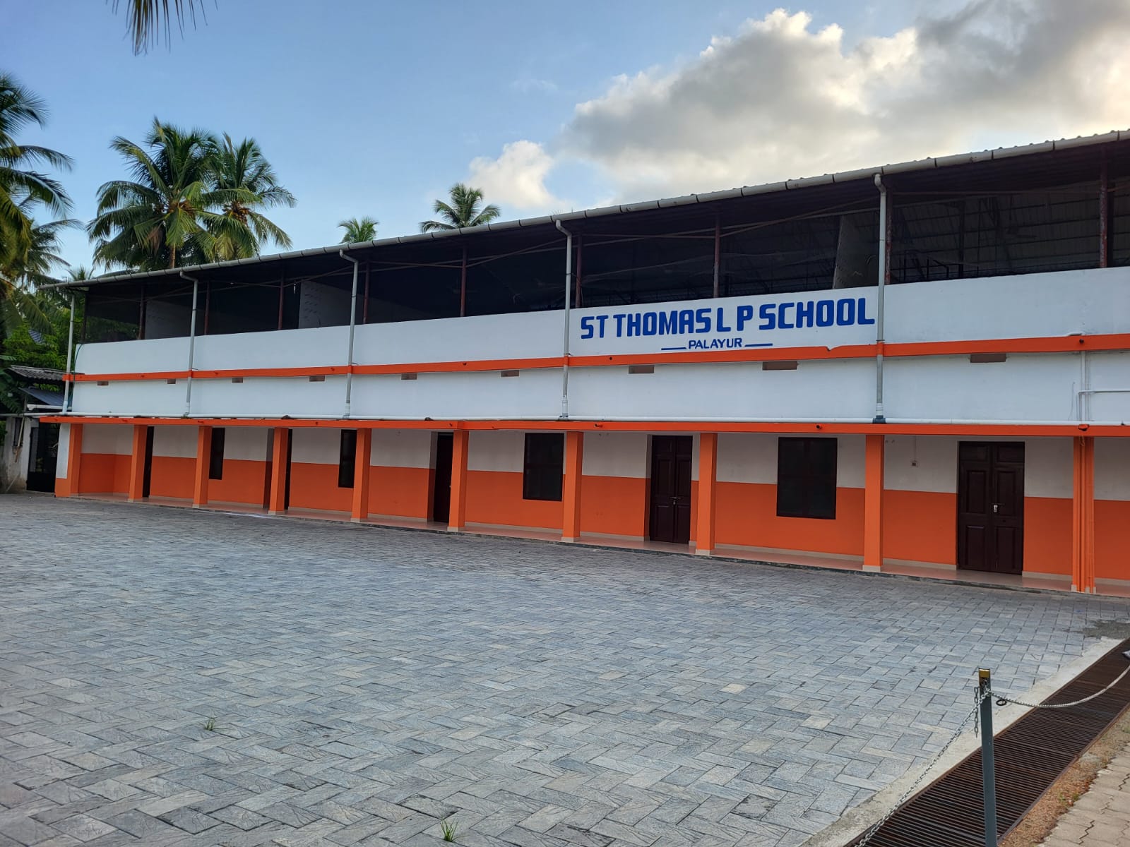 ST. THOMAS LPS PALAYOOR (24241)