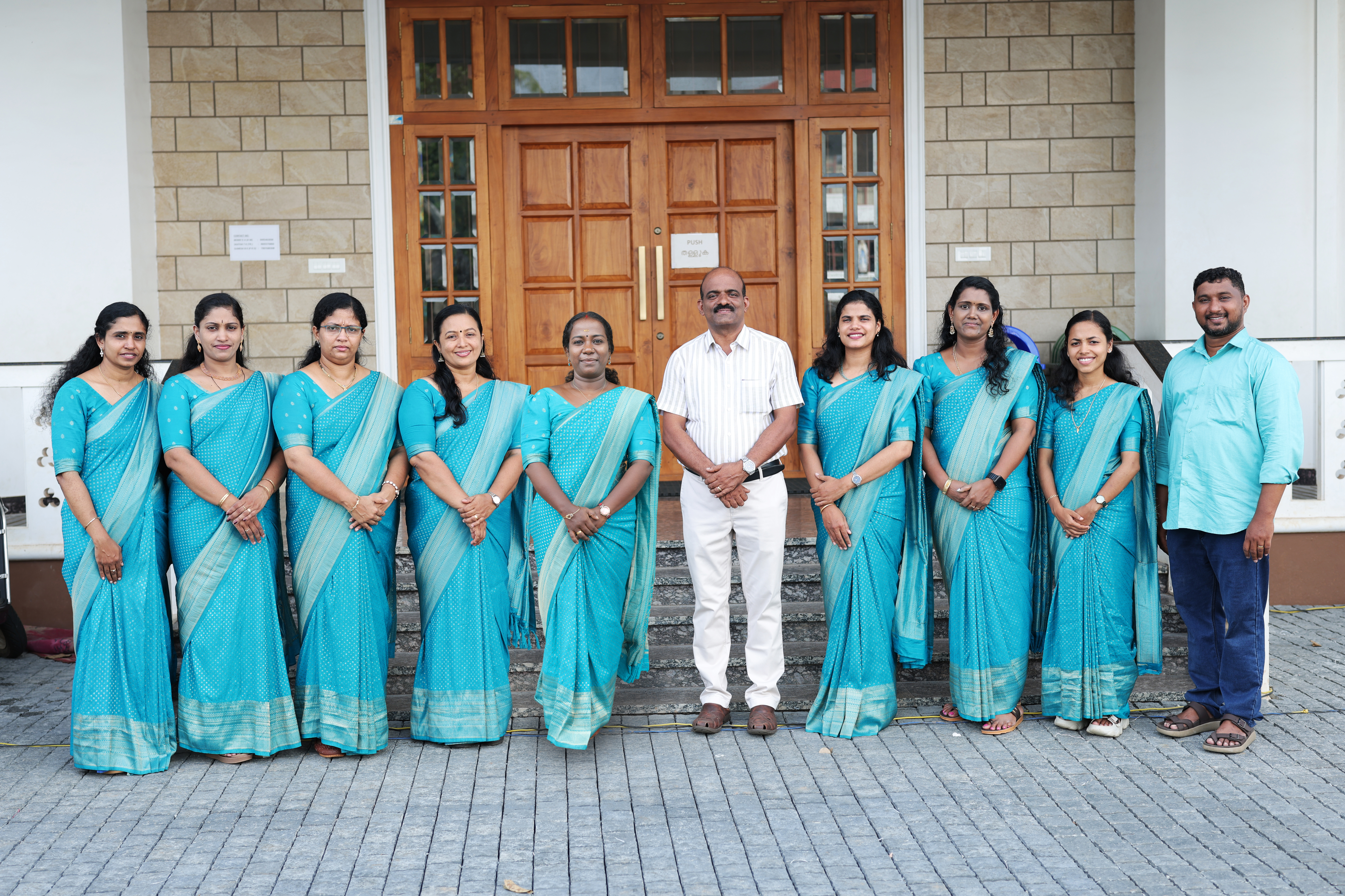 ST.MARY`S UPS LOURDES THRISSUR (22457)